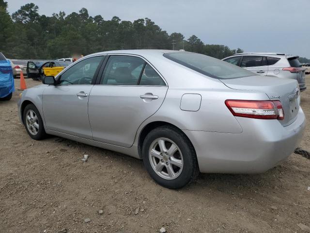 4T4BF3EK7AR045161 - 2010 TOYOTA CAMRY BASE SILVER photo 2