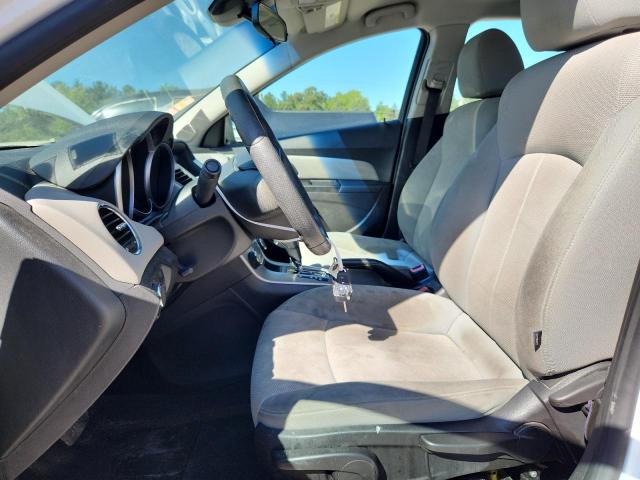 1G1PE5S90B7235736 - 2011 CHEVROLET CRUZE LT WHITE photo 7