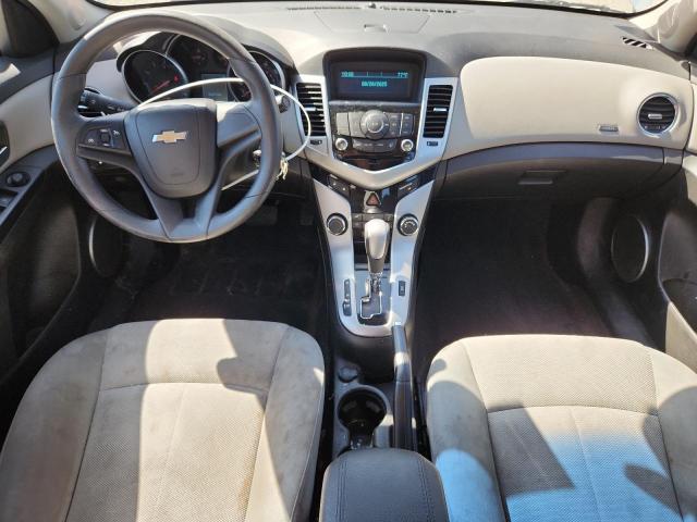 1G1PE5S90B7235736 - 2011 CHEVROLET CRUZE LT WHITE photo 8