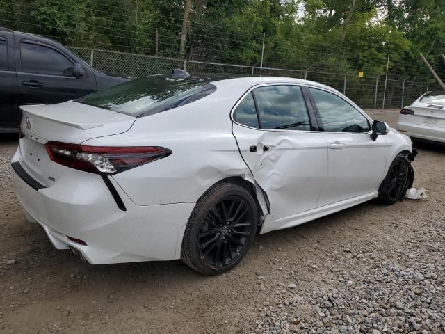 4T1K61AK2PU786069 - 2023 TOYOTA CAMRY XSE 白色 照片 3