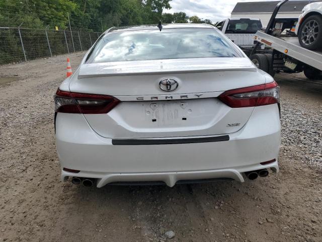 4T1K61AK2PU786069 - 2023 TOYOTA CAMRY XSE 白色 照片 6