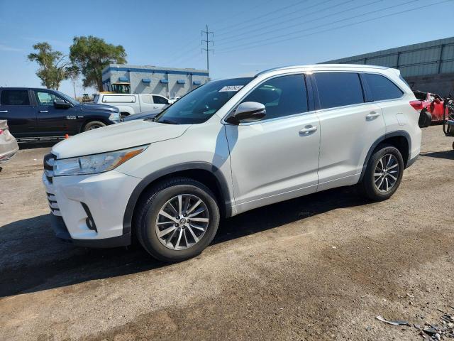 2017 TOYOTA HIGHLANDER SE, 