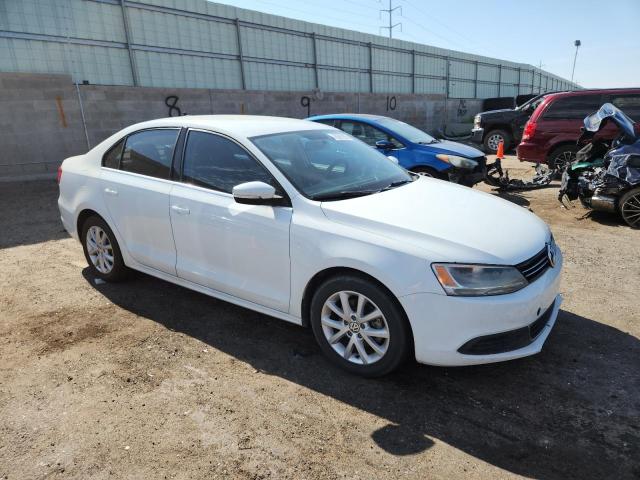 3VWD17AJ4EM287889 - 2014 VOLKSWAGEN JETTA SE WHITE photo 4