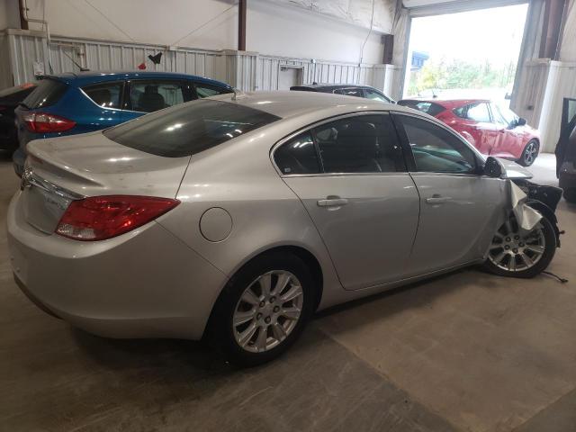 2G4GR5ER5C9148403 - 2012 BUICK REGAL SILVER photo 3