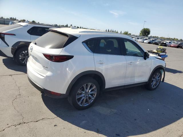 JM3KFBDM2M1346557 - 2021 MAZDA CX-5 GRAND TOURING WHITE photo 3