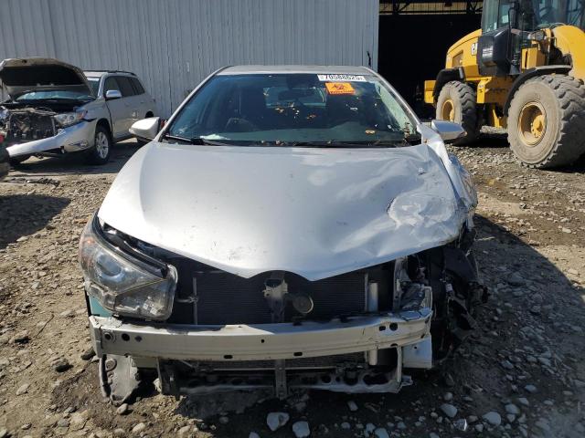 JTNKARJE4JJ565251 - 2018 TOYOTA COROLLA IM SILVER photo 5