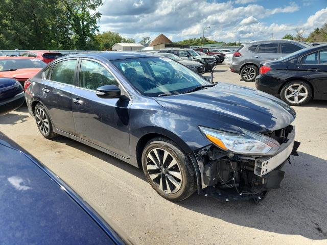 1N4AL3APXJC184541 - 2018 NISSAN ALTIMA 2.5 ნაცრისფერი ფოტო 4
