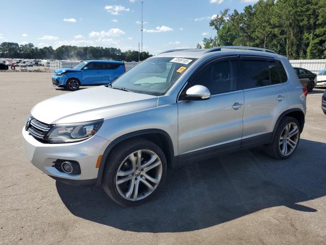 2016 VOLKSWAGEN TIGUAN S, 