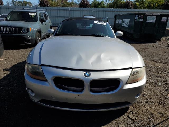 4USBT33423LR60496 - 2003 BMW Z4 2.5 SILVER photo 5