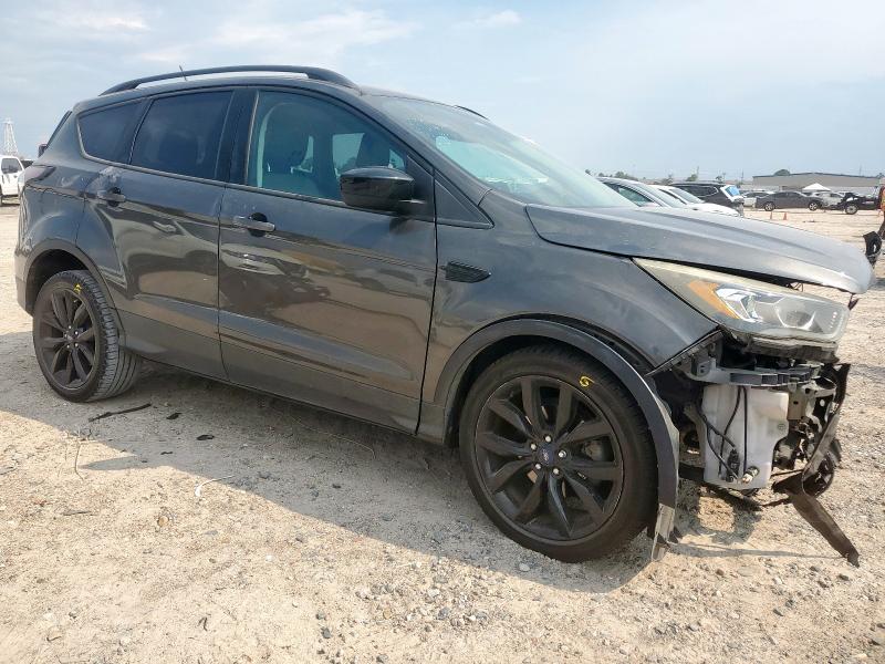 1FMCU0GD3JUA10103 - 2018 FORD ESCAPE SE Gri fotoğraf 4