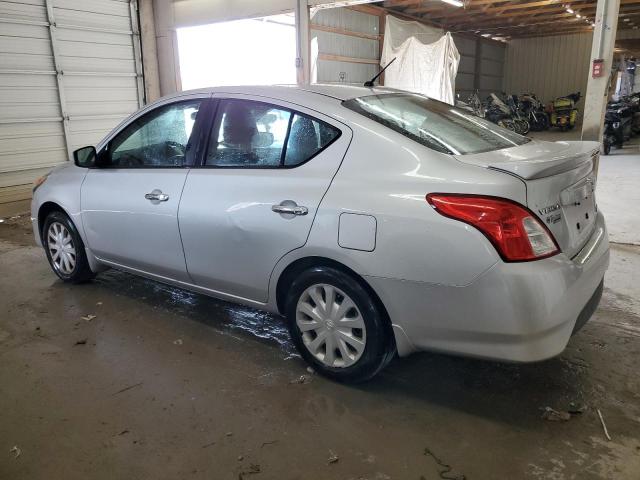 3N1CN7AP2FL907897 - 2015 NISSAN VERSA S Күміс фото 2