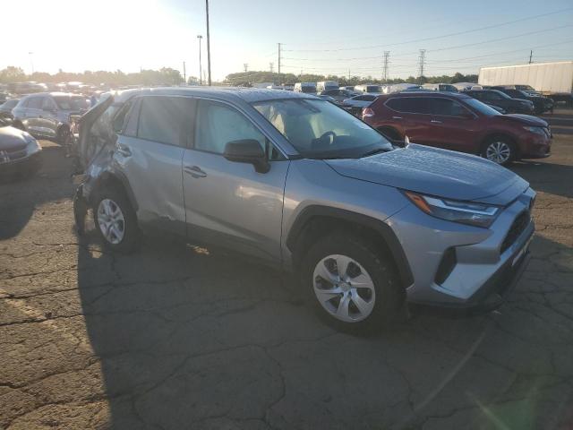2T3F1RFV8RW422024 - 2024 TOYOTA RAV4 LE ვერცხლისფერი ფოტო 4