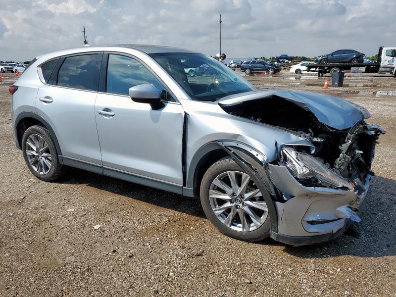 JM3KFADM5L0770149 - 2020 MAZDA CX-5 GRAND TOURING SILVER photo 4