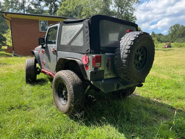 1C4AJWAG3FL738883 - 2015 JEEP WRANGLER SPORT SILVER photo 3