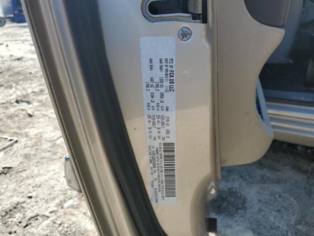 2C4RC1BG5GR268959 - 2016 CHRYSLER TOWN & COU TOURING 金色 照片 13