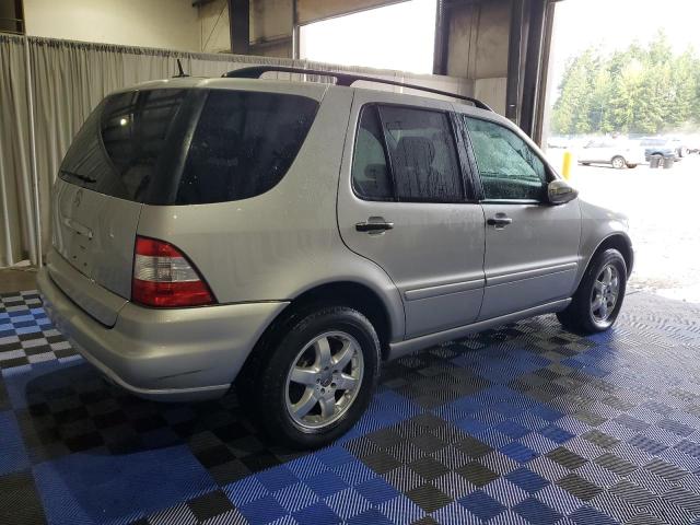 4JGAB75EX3A393642 - 2003 MERCEDES-BENZ ML 500 ვერცხლისფერი ფოტო 3