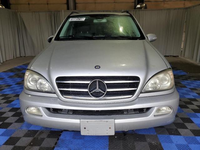 4JGAB75EX3A393642 - 2003 MERCEDES-BENZ ML 500 ვერცხლისფერი ფოტო 5
