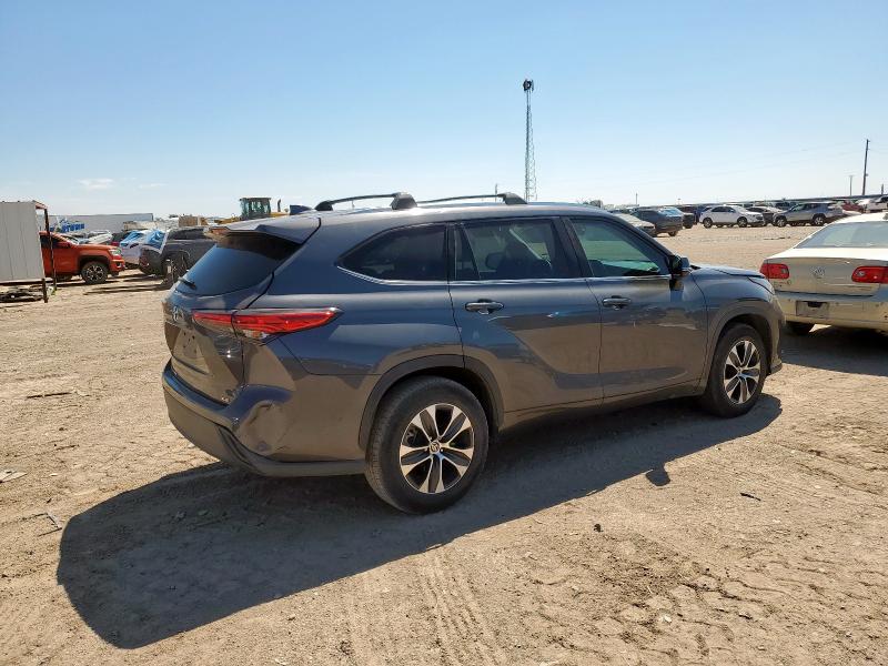5TDGZRAH8MS537702 - 2021 TOYOTA HIGHLANDER XLE GRAY photo 3
