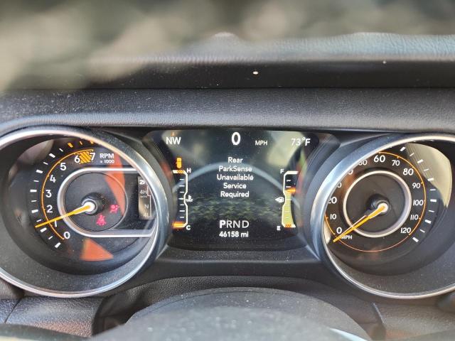 1C4HJXEN2JW246267 - 2018 JEEP WRANGLER U SAHARA Negro foto 9