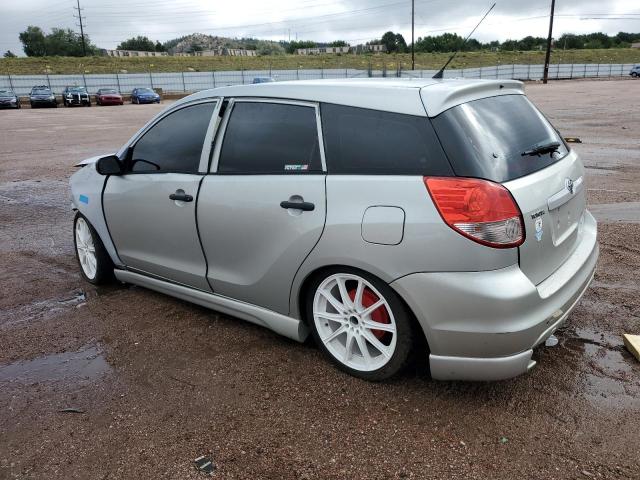 2T1KR32E34C280047 - 2004 TOYOTA COROLLA MATRIX XR SILVER photo 2