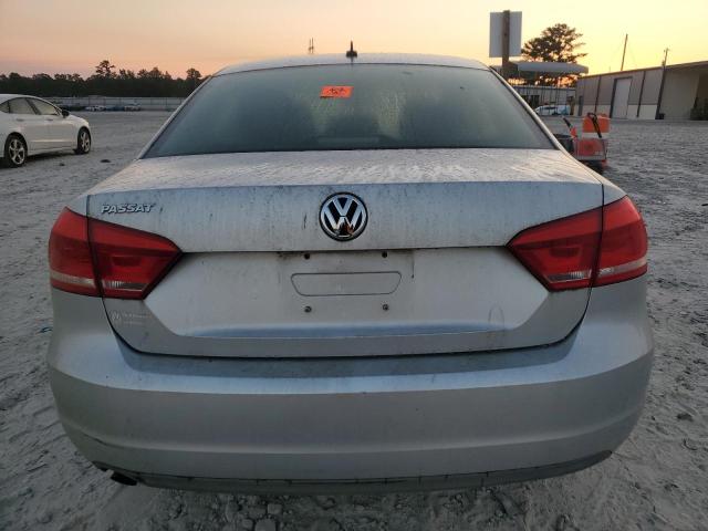 1VWAP7A39CC057993 - 2012 VOLKSWAGEN PASSAT S 银色 照片 6
