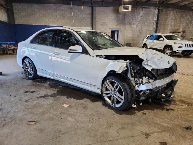 WDDGF8AB9EA945029 - 2014 MERCEDES-BENZ C 300 4MATIC WHITE photo 4