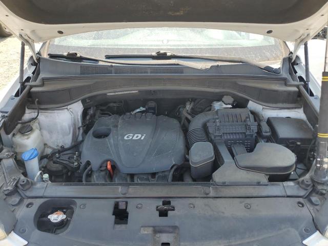 5XYZT3LB6GG359192 - 2016 HYUNDAI SANTA FE S WHITE photo 12