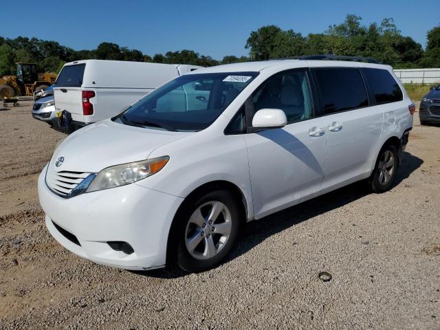 2015 TOYOTA SIENNA LE, 