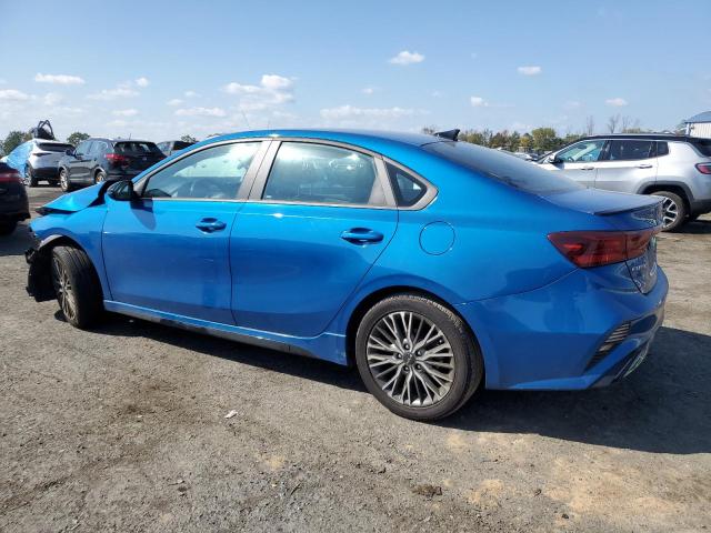 3KPF54AD4NE439768 - 2022 KIA FORTE GT LINE BLUE photo 2