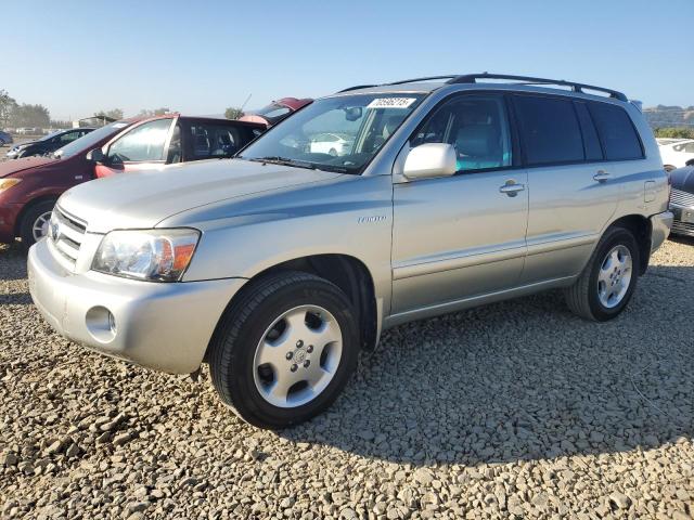 2004 TOYOTA HIGHLANDER, 