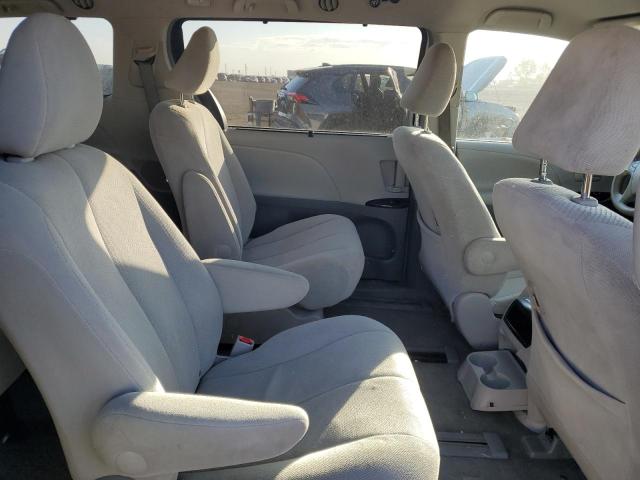 5TDJK3DC4CS040779 - 2012 TOYOTA SIENNA LE 白色 照片 11