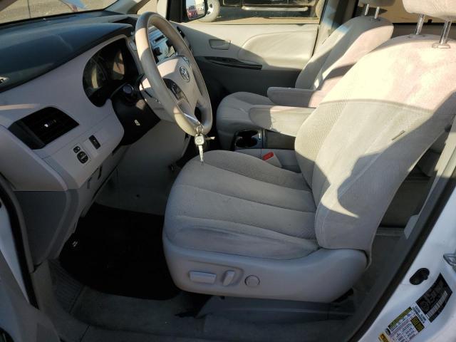 5TDJK3DC4CS040779 - 2012 TOYOTA SIENNA LE 白色 照片 7