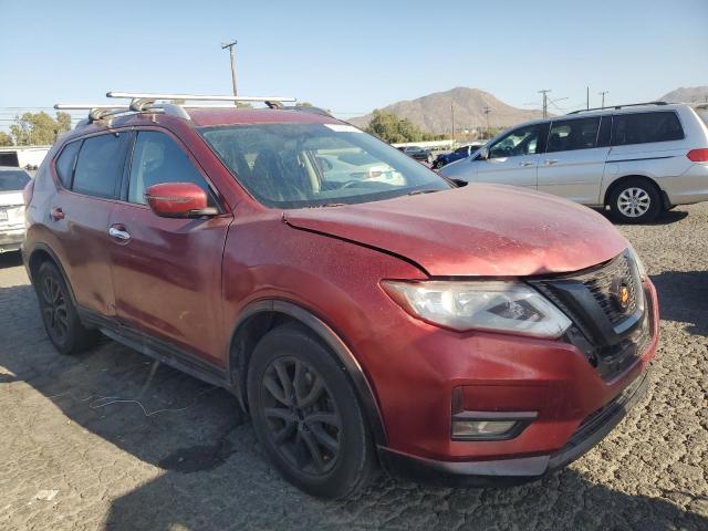 5N1AT2MTXJC842058 - 2018 NISSAN ROGUE S BURGUNDY photo 4