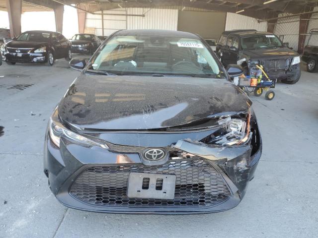 5YFEPMAE4MP241395 - 2021 TOYOTA COROLLA LE BLACK photo 5