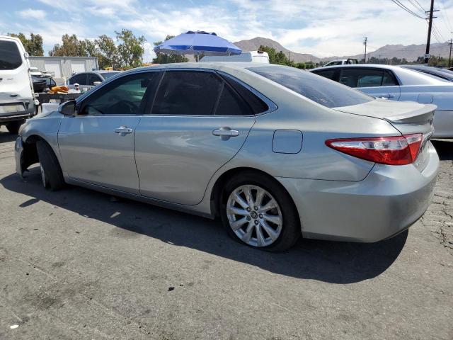 4T1BF1FK4FU037314 - 2015 TOYOTA CAMRY LE SILVER photo 2