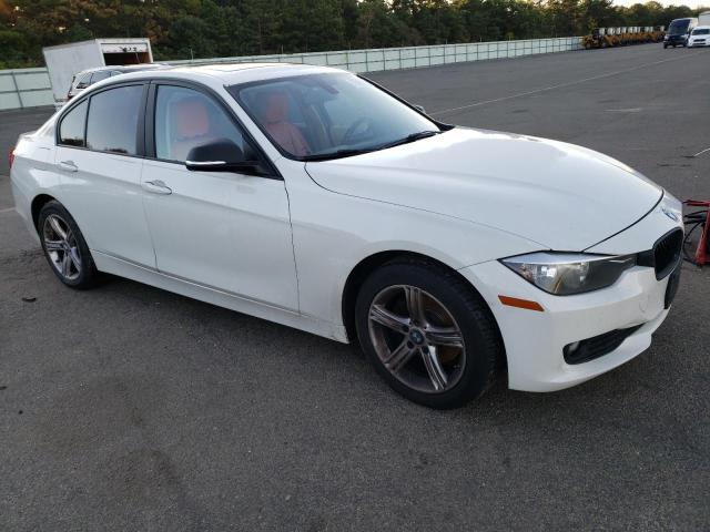 WBA3C3G56FNS73847 - 2015 BMW 320 I XDRIVE WHITE photo 4