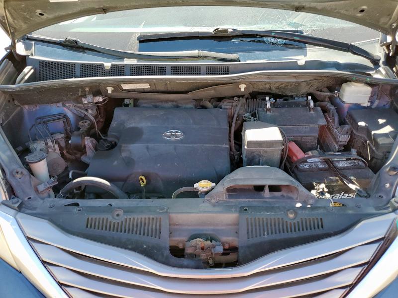 5TDDK3DCXFS107497 - 2015 TOYOTA SIENNA XLE GRAY photo 12