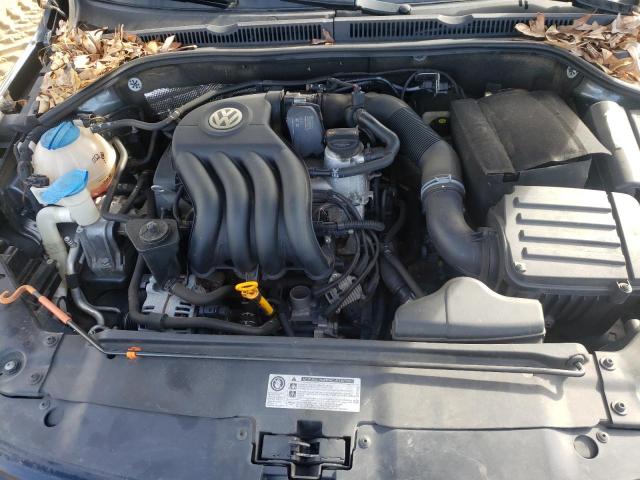 3VW2K7AJ1BM378005 - 2011 VOLKSWAGEN JETTA BASE فحمي صورة 7