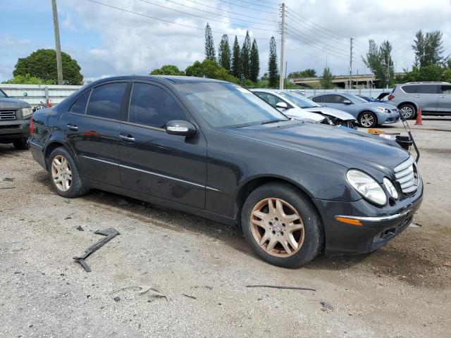 WDBUF65J34A422296 - 2004 MERCEDES-BENZ E 320 GRAY photo 4