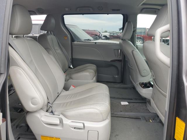 5TDDK3DC4DS054440 - 2013 TOYOTA SIENNA XLE GRAY photo 10