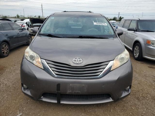 5TDDK3DC4DS054440 - 2013 TOYOTA SIENNA XLE GRAY photo 5