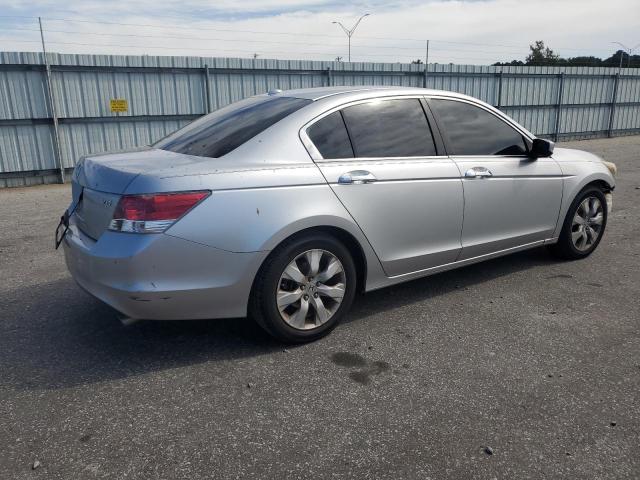 1HGCP36888A006322 - 2008 HONDA ACCORD EXL SILVER photo 3