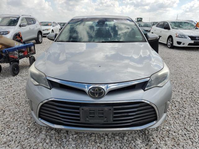 4T1BK1EB7JU288611 - 2018 TOYOTA AVALON XLE SILVER photo 5