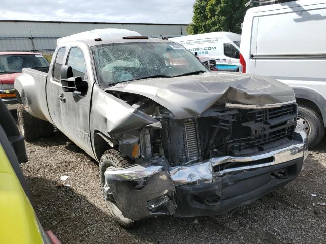 1GCJK39668E162821 - 2008 CHEVROLET SILVERADO K3500 TAN photo 4