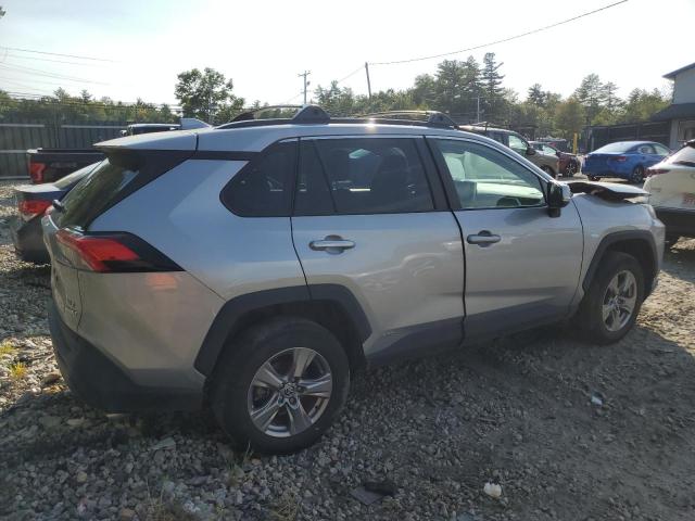 2T3RWRFV2RW189255 - 2024 TOYOTA RAV4 XLE SILVER photo 3