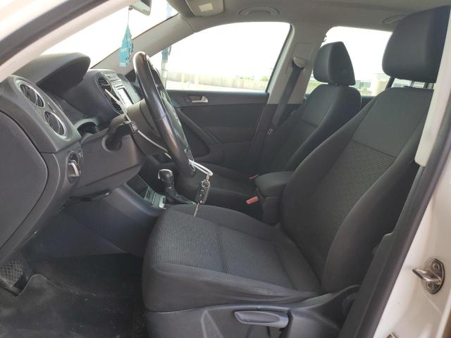 WVGAV7AX7FW613437 - 2015 VOLKSWAGEN TIGUAN S WHITE photo 7