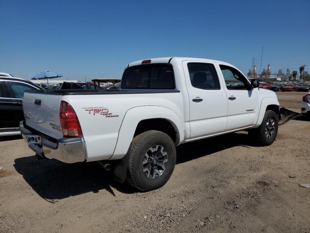 5TEJU62N08Z587235 - 2008 TOYOTA TACOMA DOUBLE CAB PRERUNNER WHITE photo 3