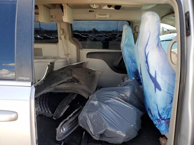 2C4RC1BG8CR252488 - 2012 CHRYSLER TOWN & COU TOURING SILVER photo 11