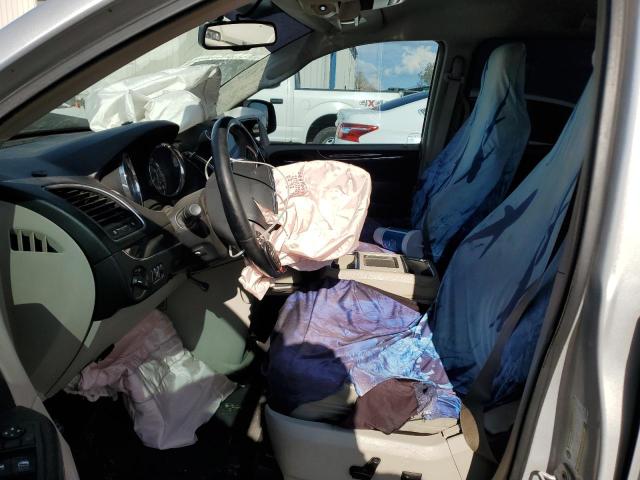 2C4RC1BG8CR252488 - 2012 CHRYSLER TOWN & COU TOURING SILVER photo 7