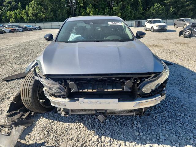 1HGCV2F98KA024920 - 2019 HONDA ACCORD TOURING Silber Foto 5